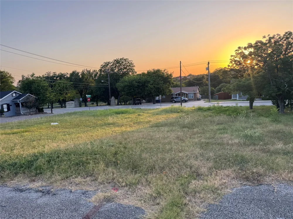 712 S Tennessee Street McKinney, TX 75069