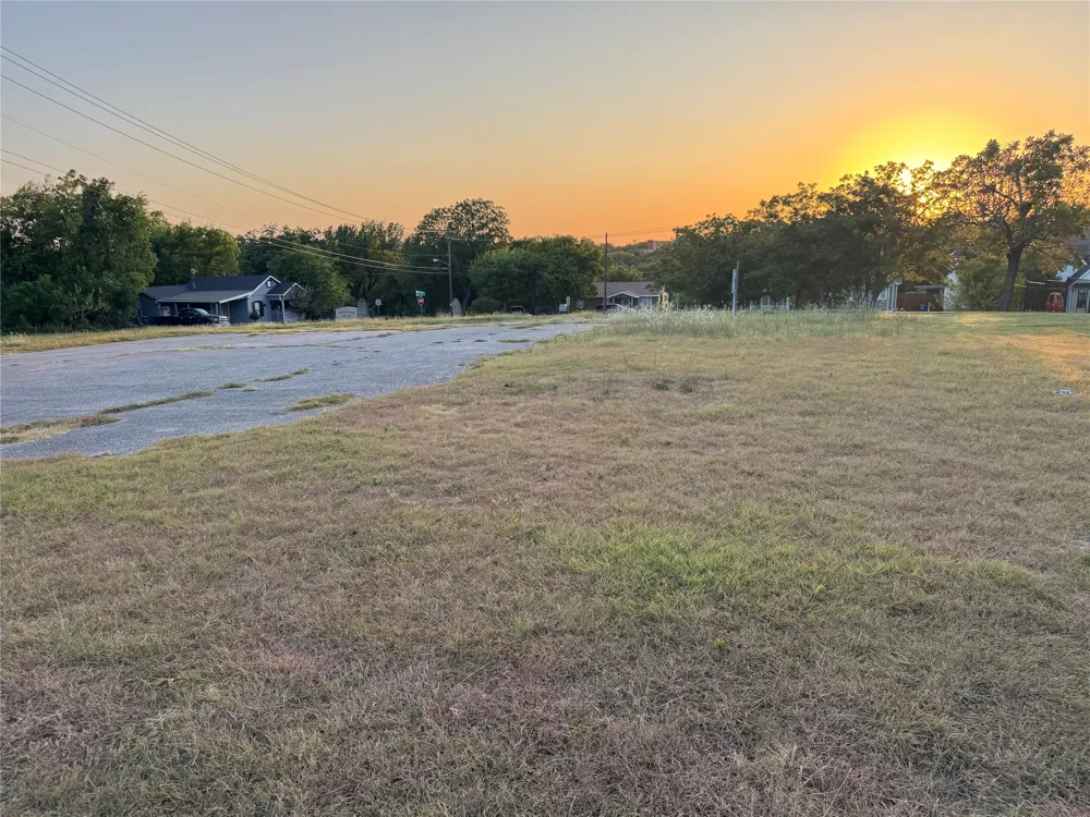 712 S Tennessee Street McKinney, TX 75069