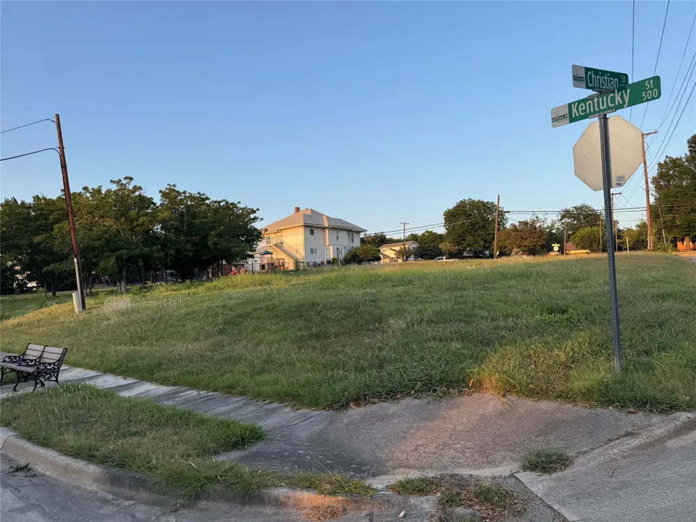 712 S Tennessee Street McKinney, TX 75069