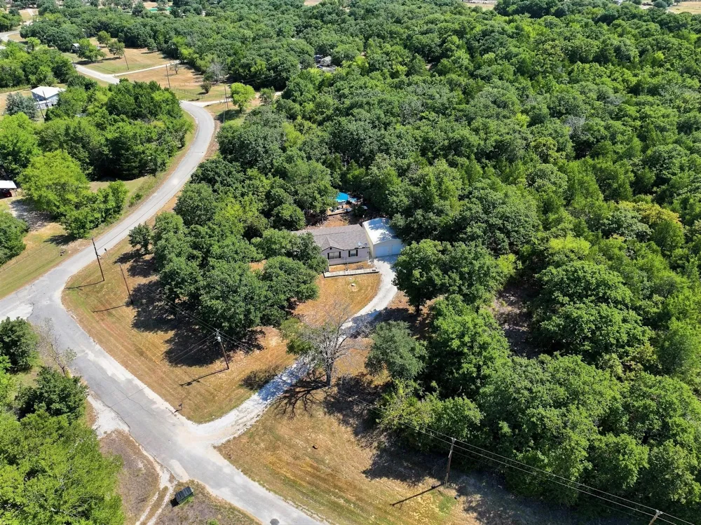 60 County Road 196 Gainesville, TX 76240