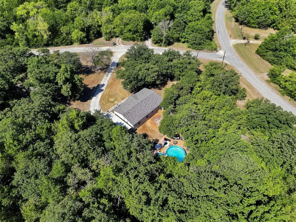 60 County Road 196 Gainesville, TX 76240
