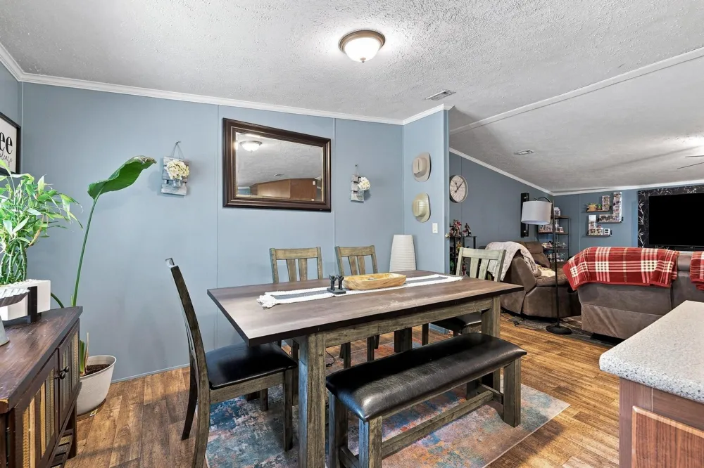 60 County Road 196 Gainesville, TX 76240