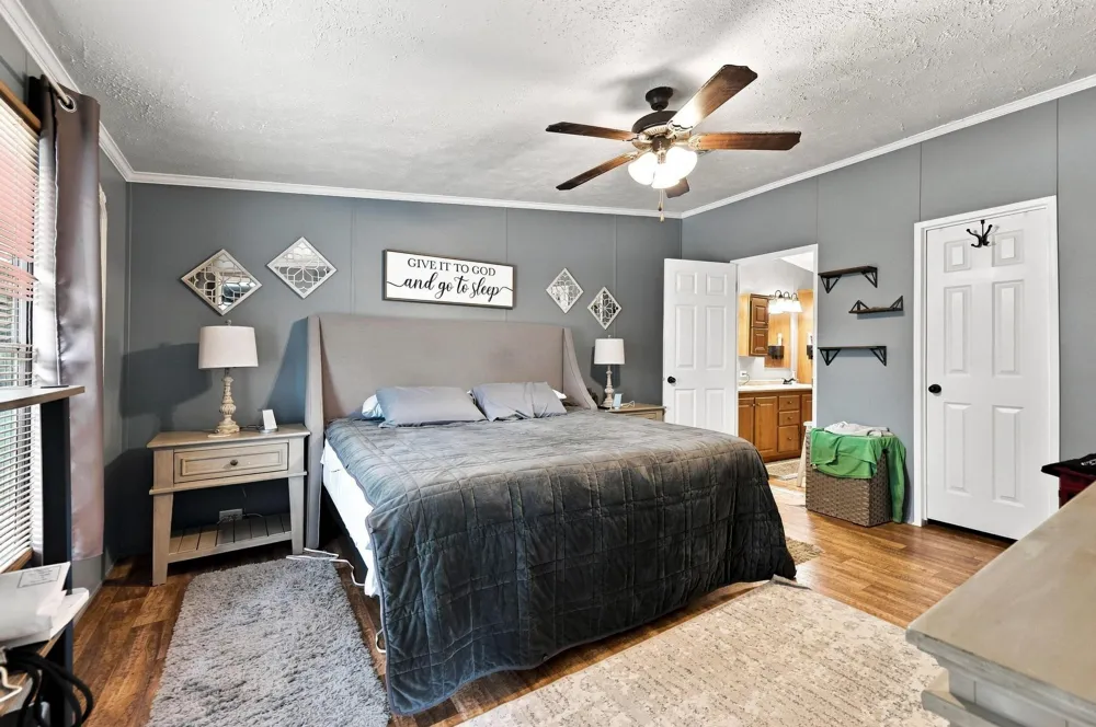 60 County Road 196 Gainesville, TX 76240