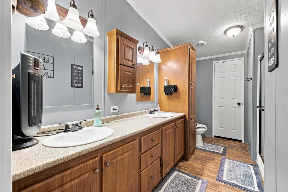 60 County Road 196 Gainesville, TX 76240