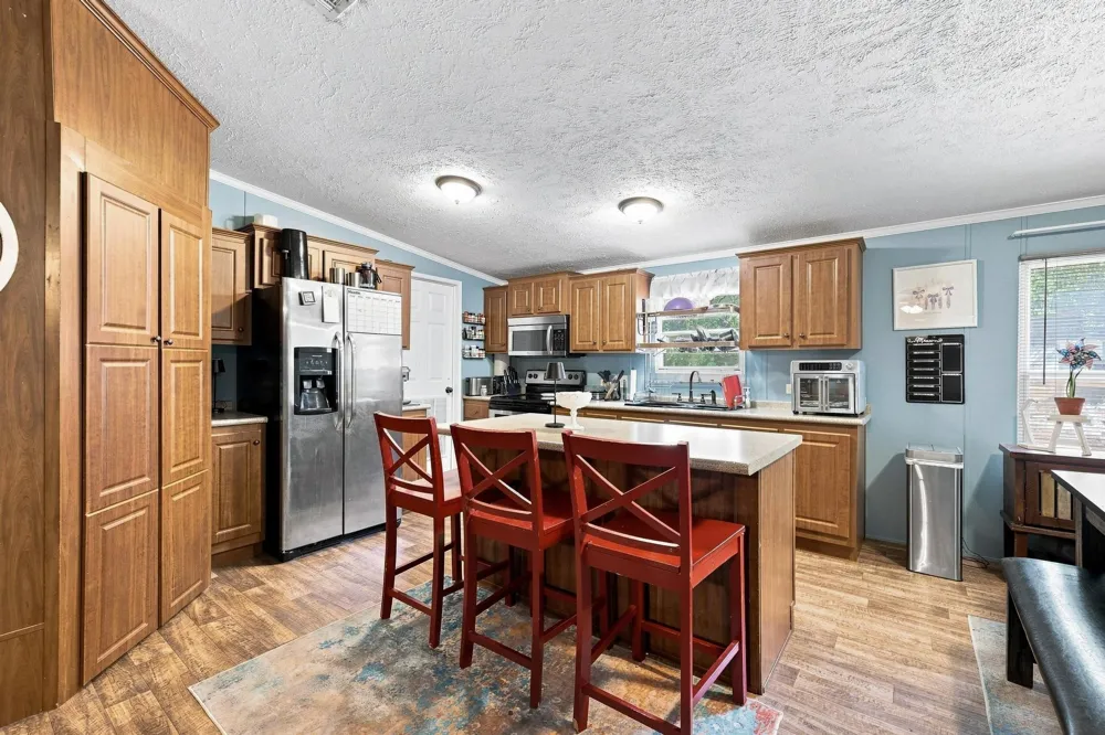60 County Road 196 Gainesville, TX 76240