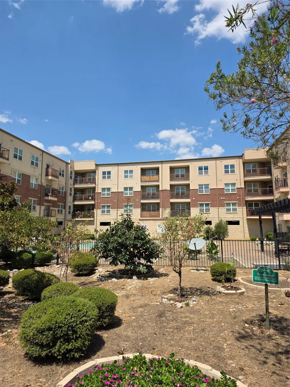 1100 W Trinity Mills Road #2044 Carrollton, TX 75006