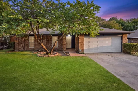 4952 Hollow Ridge Road