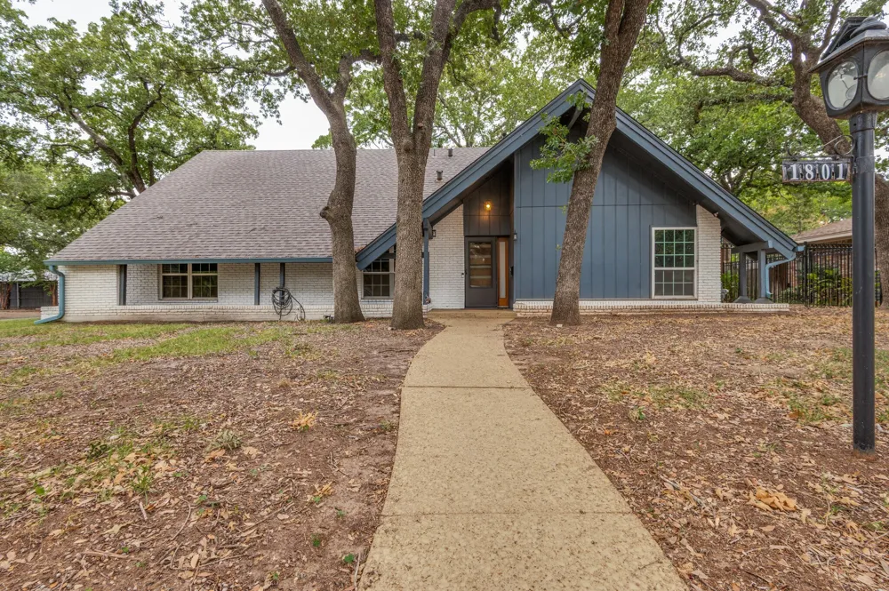 1801 Green Oaks Drive Irving, TX 75061