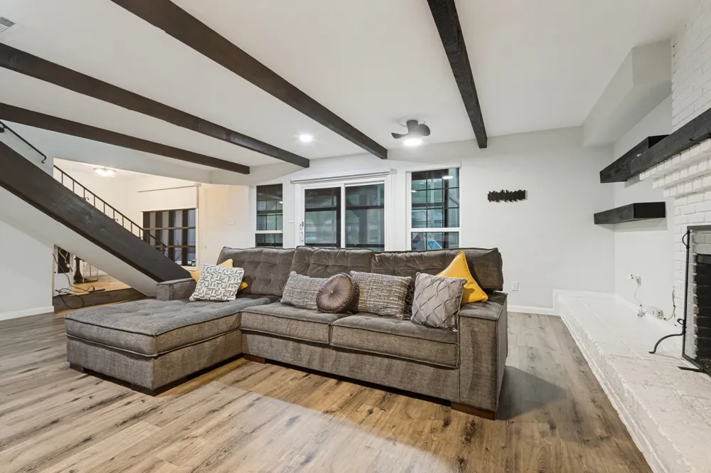 1801 Green Oaks Drive Irving, TX 75061