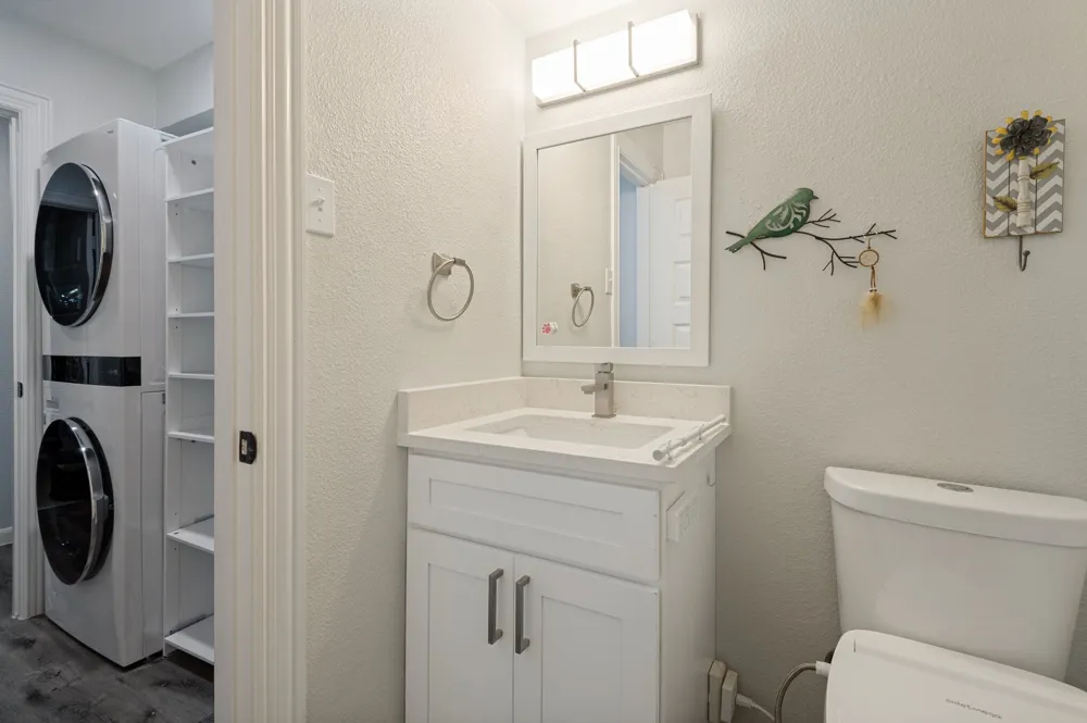 1801 Green Oaks Drive Irving, TX 75061