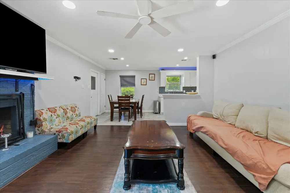 347 Merribrook Trail Duncanville, TX 75116