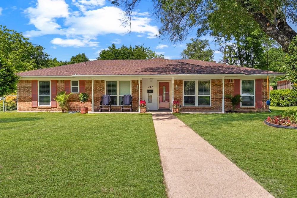 347 Merribrook Trail Duncanville, TX 75116