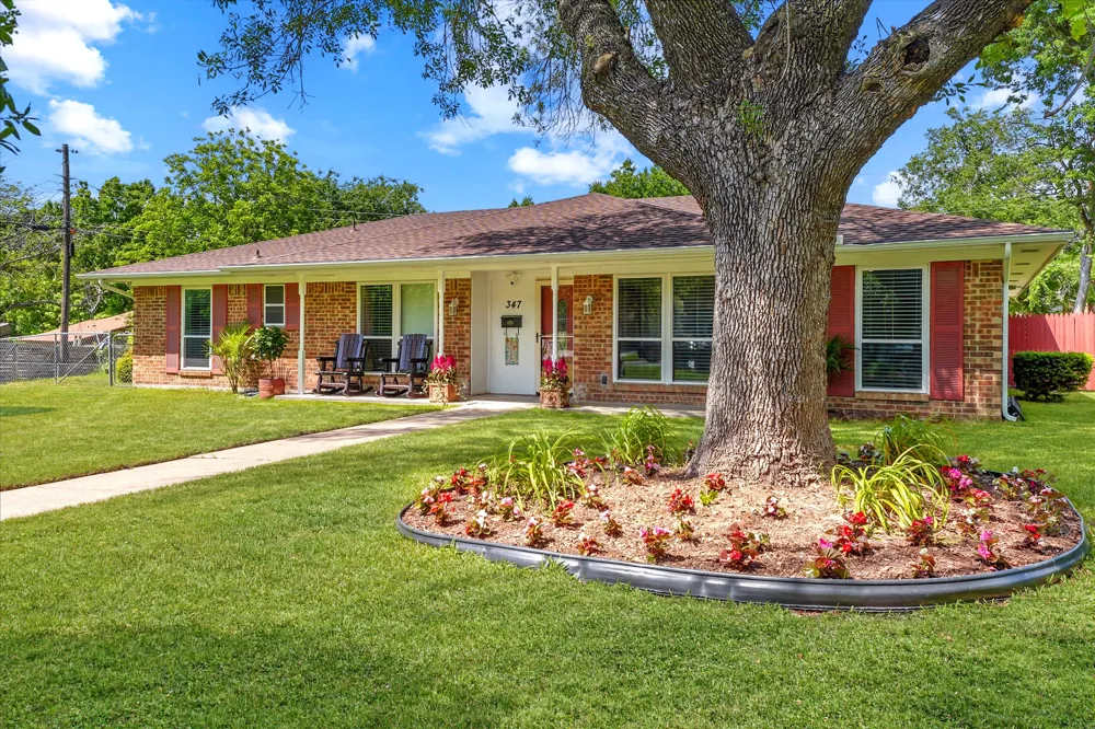 347 Merribrook Trail Duncanville, TX 75116