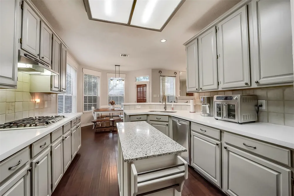 6702 Springcrest Drive Sugar Land, TX 77479