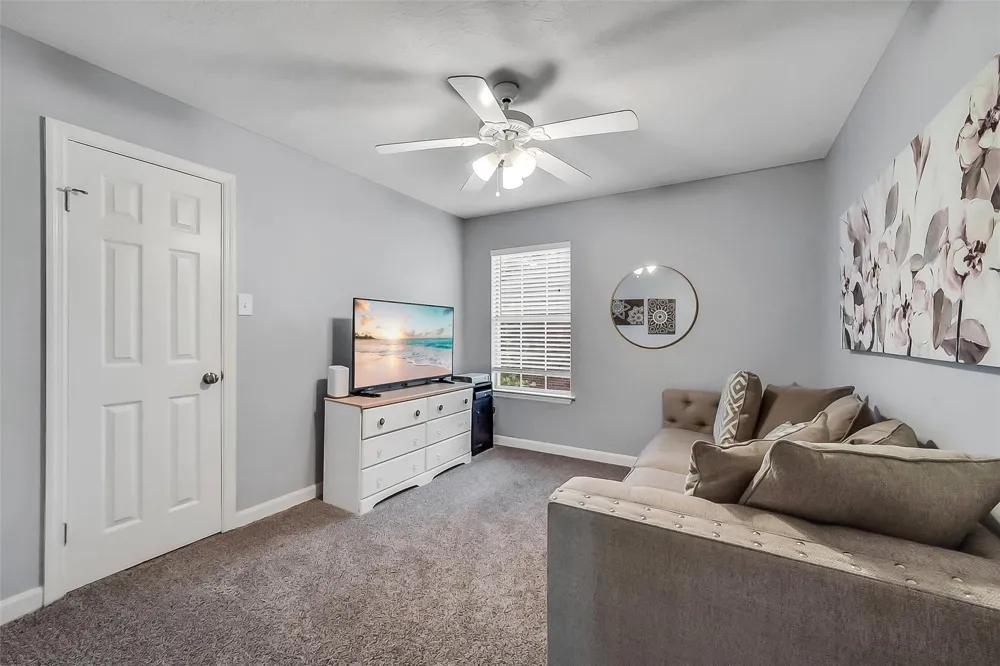 6702 Springcrest Drive Sugar Land, TX 77479