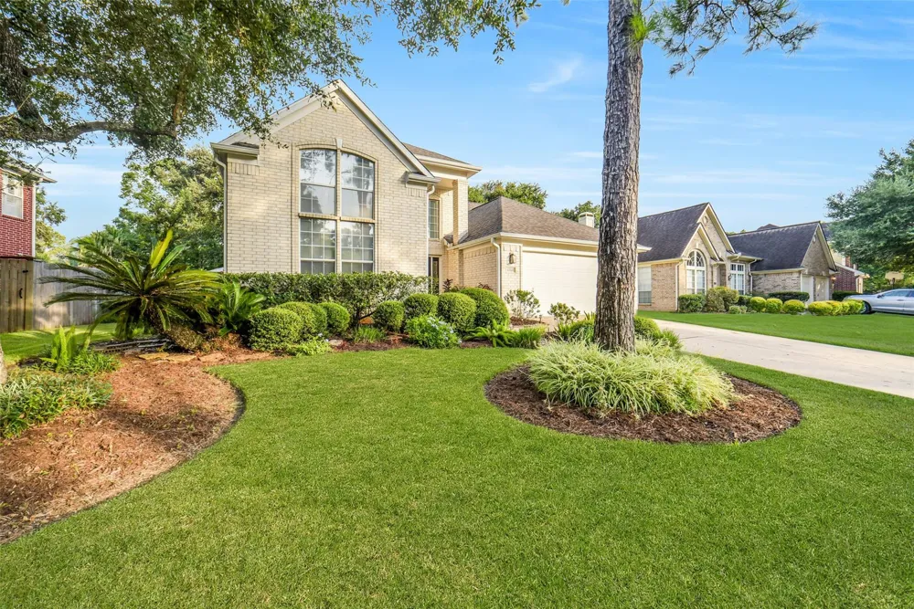 6702 Springcrest Drive Sugar Land, TX 77479