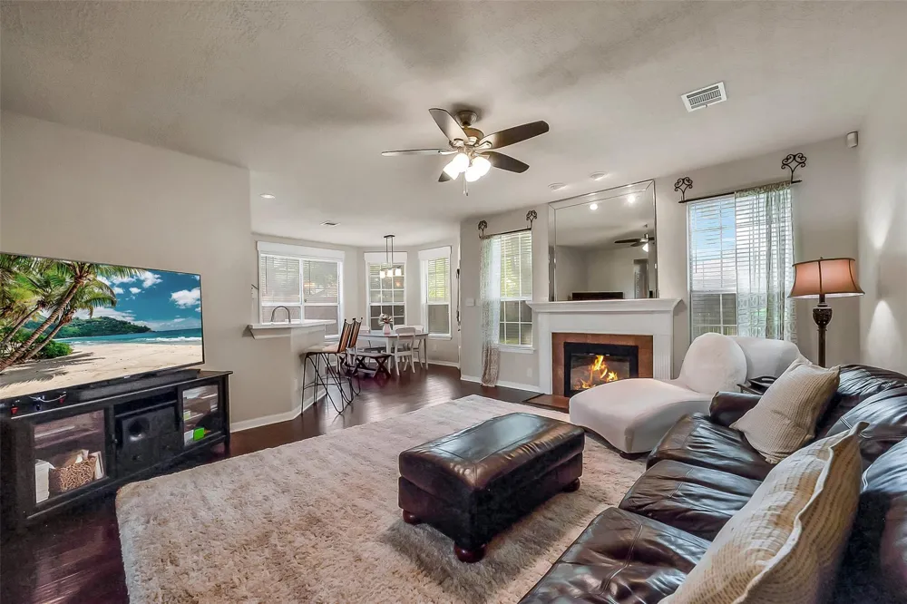 6702 Springcrest Drive Sugar Land, TX 77479