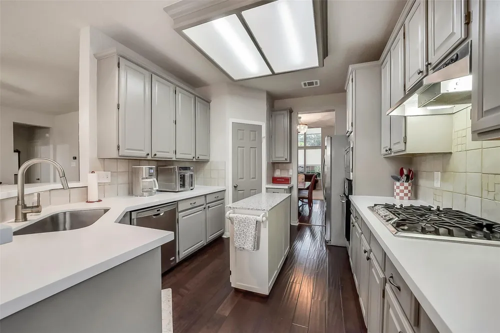 6702 Springcrest Drive Sugar Land, TX 77479