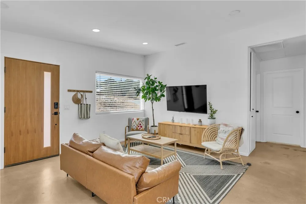 61550 sunburst dr Joshua Tree, CA 92252