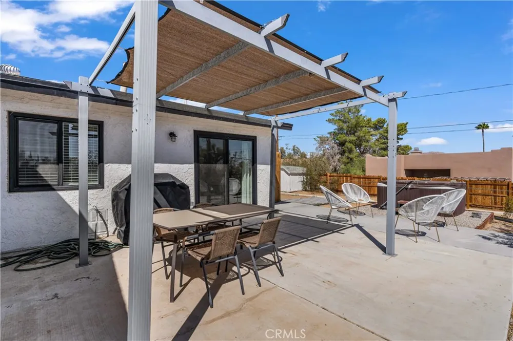 61550 sunburst dr Joshua Tree, CA 92252