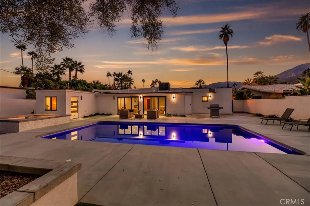 218 E Ocotillo Palm Springs, CA 92264