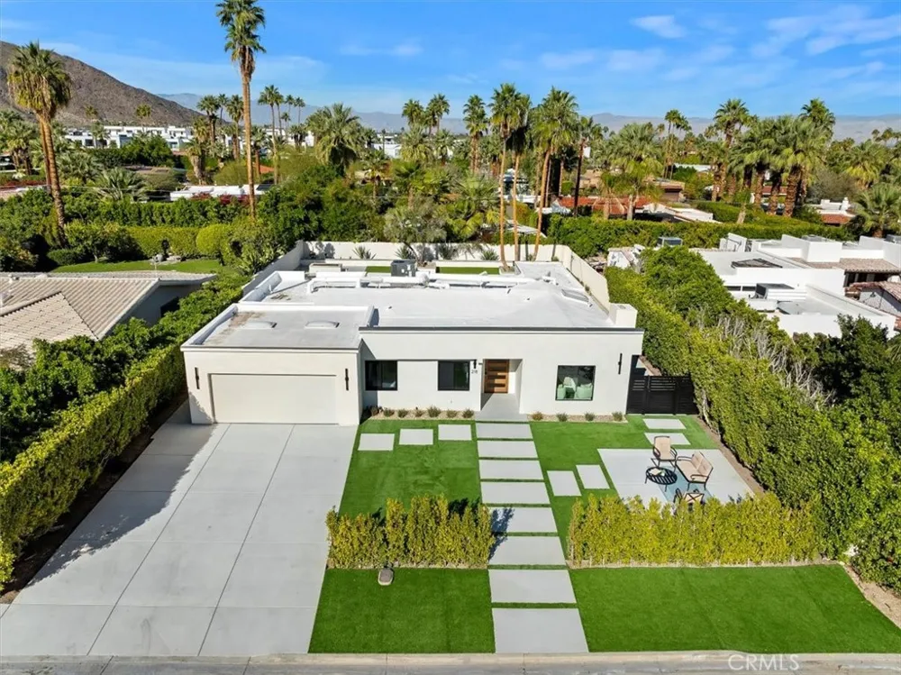218 E Ocotillo Palm Springs, CA 92264