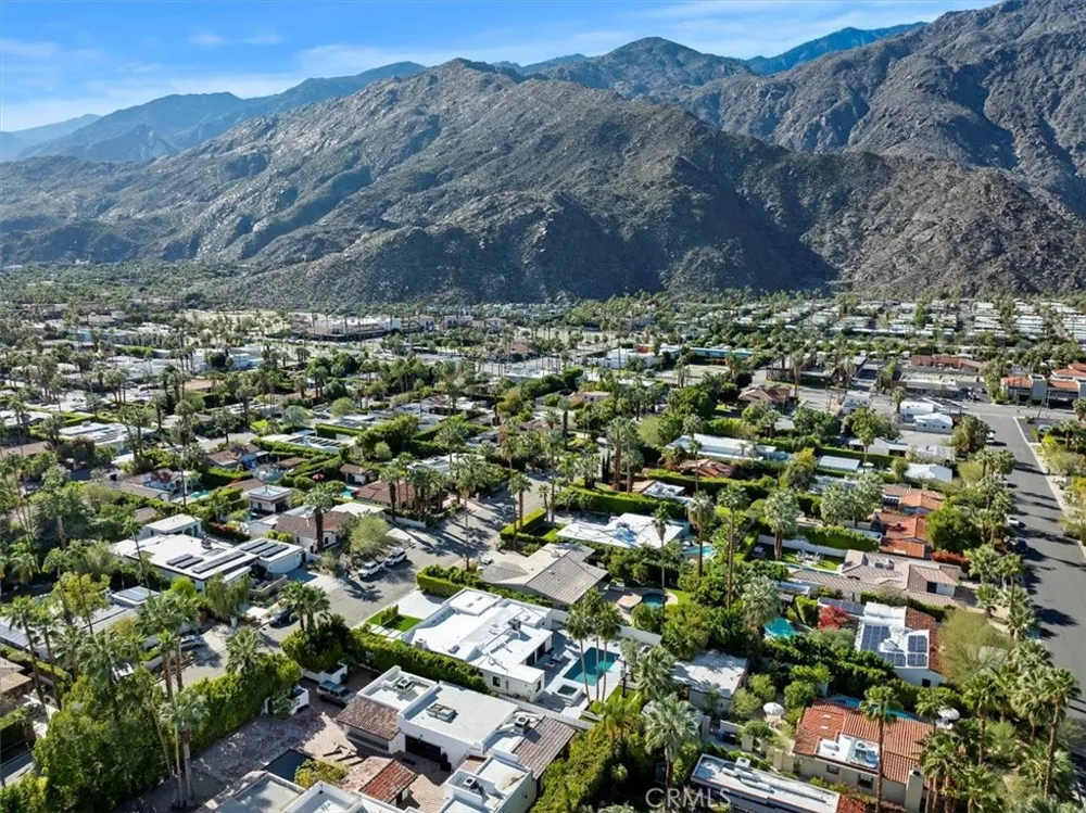218 E Ocotillo Palm Springs, CA 92264