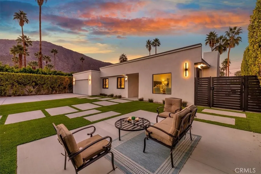 218 E Ocotillo Palm Springs, CA 92264