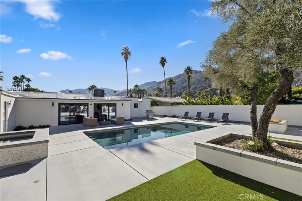 218 E Ocotillo Palm Springs, CA 92264
