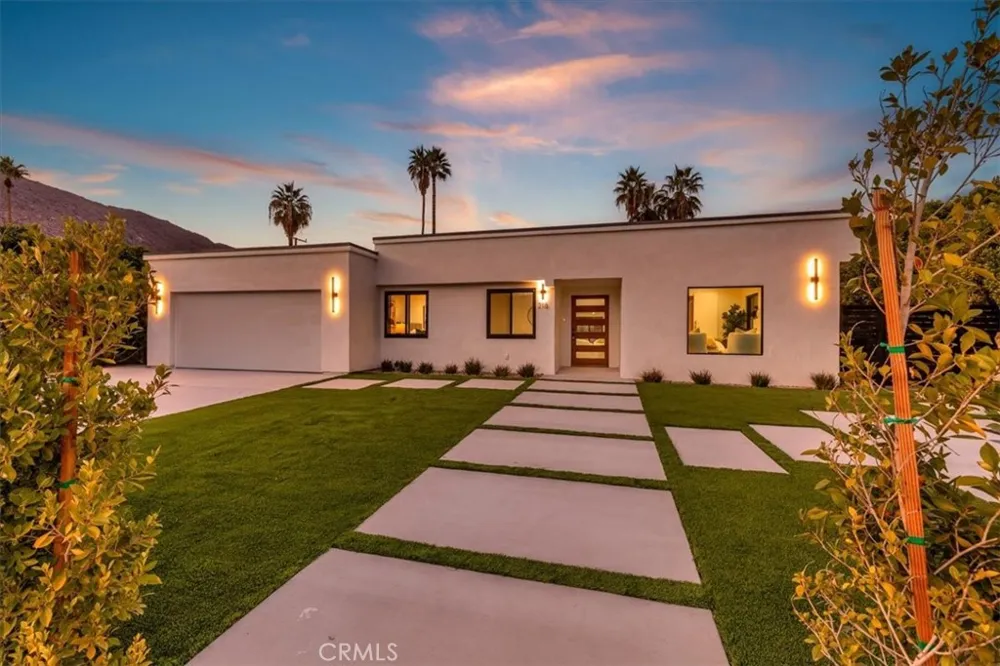 218 E Ocotillo Palm Springs, CA 92264