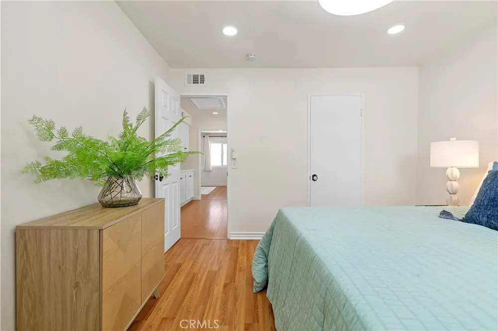 12853 Newhope Street Garden Grove, CA 92840