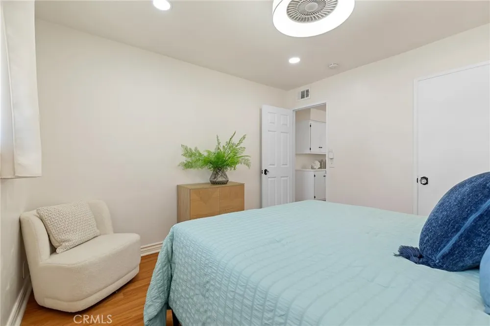 12853 Newhope Street Garden Grove, CA 92840