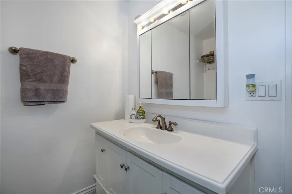 9715 E Lemon Avenue Arcadia, CA 91007