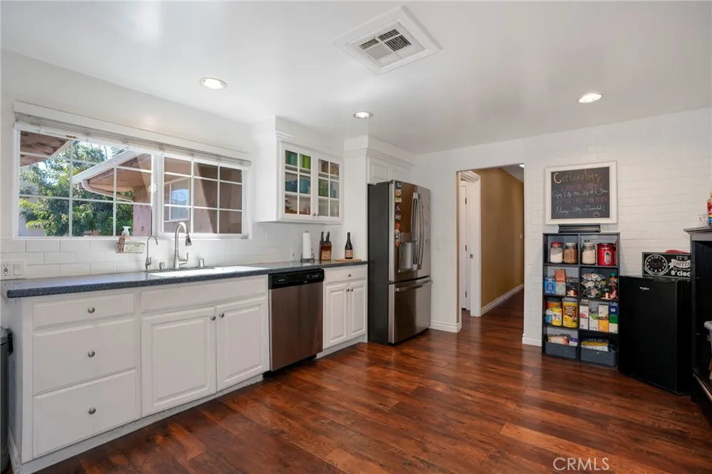 9715 E Lemon Avenue Arcadia, CA 91007