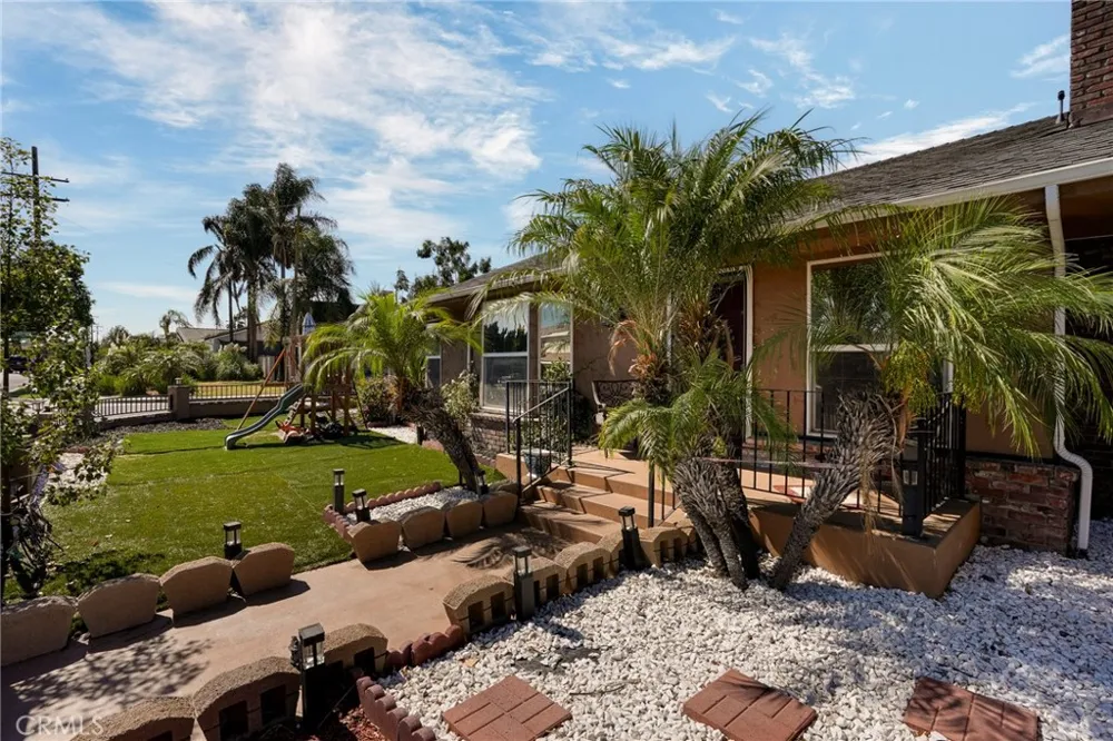 9715 E Lemon Avenue Arcadia, CA 91007