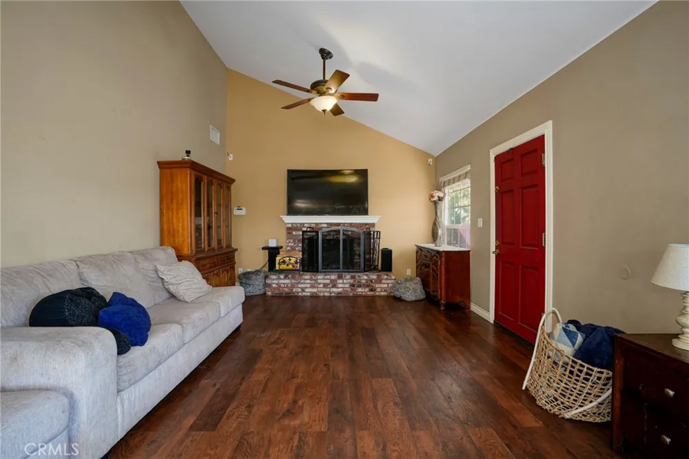 9715 E Lemon Avenue Arcadia, CA 91007
