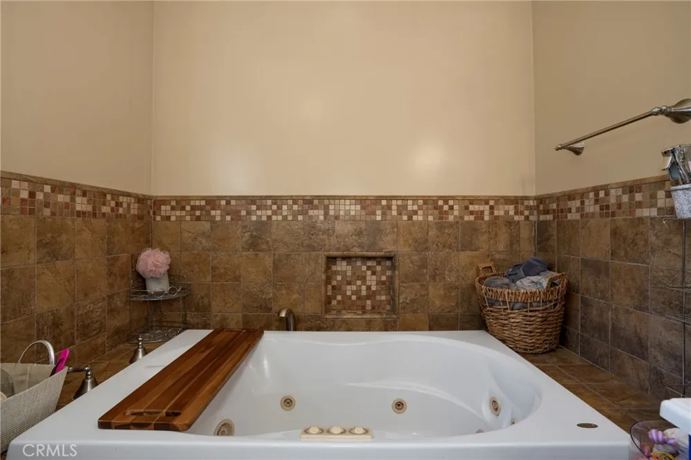 9715 E Lemon Avenue Arcadia, CA 91007