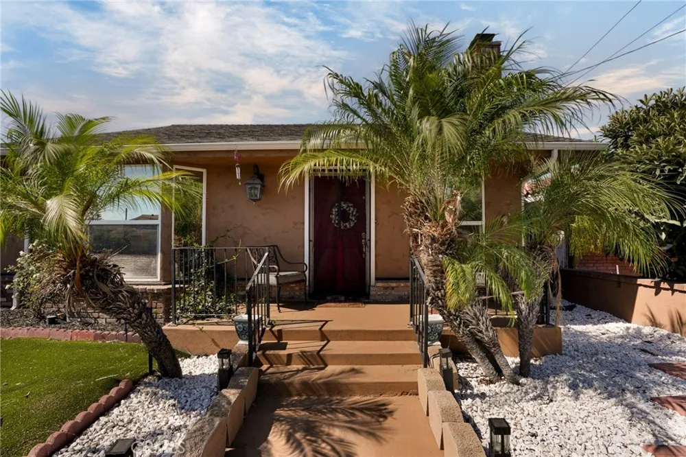 9715 E Lemon Avenue Arcadia, CA 91007