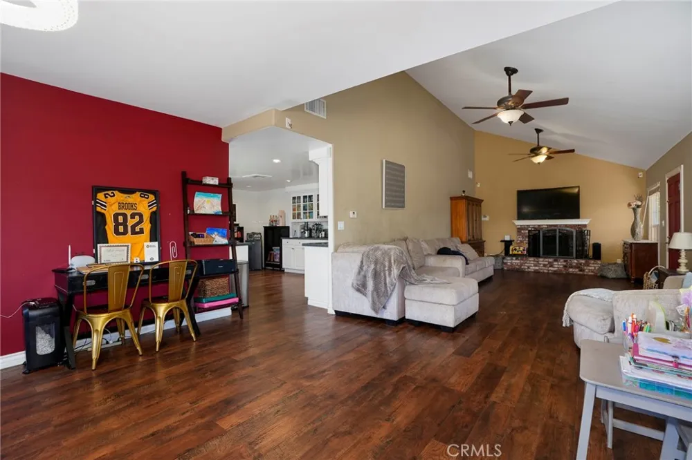 9715 E Lemon Avenue Arcadia, CA 91007