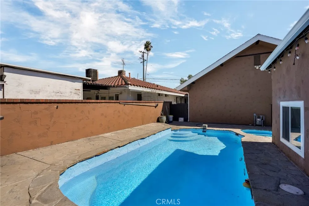 9715 E Lemon Avenue Arcadia, CA 91007