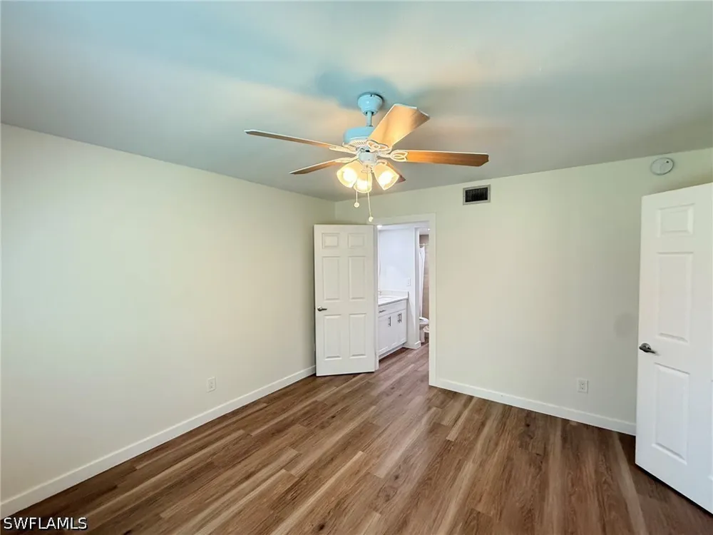 County Barn Road #103 Naples, FL 34112