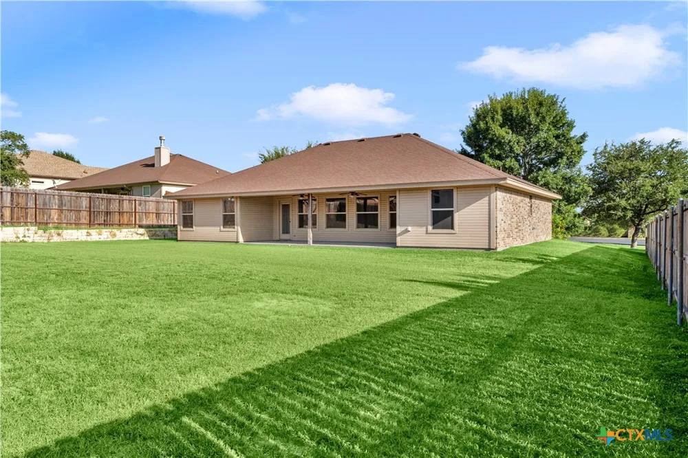 1400 Adam Avenue Burnet, TX 78611