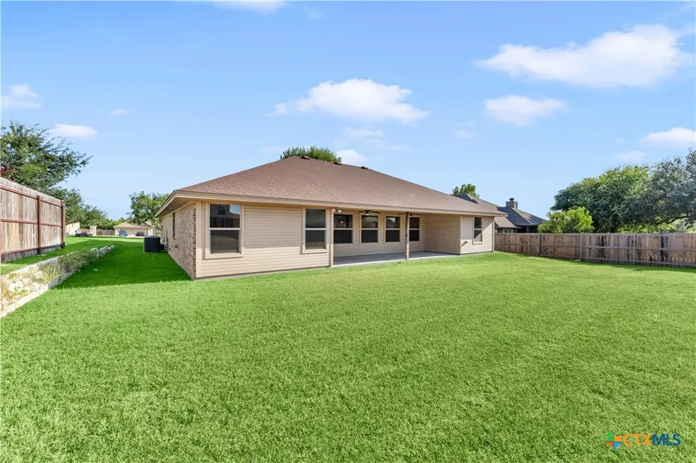 1400 Adam Avenue Burnet, TX 78611
