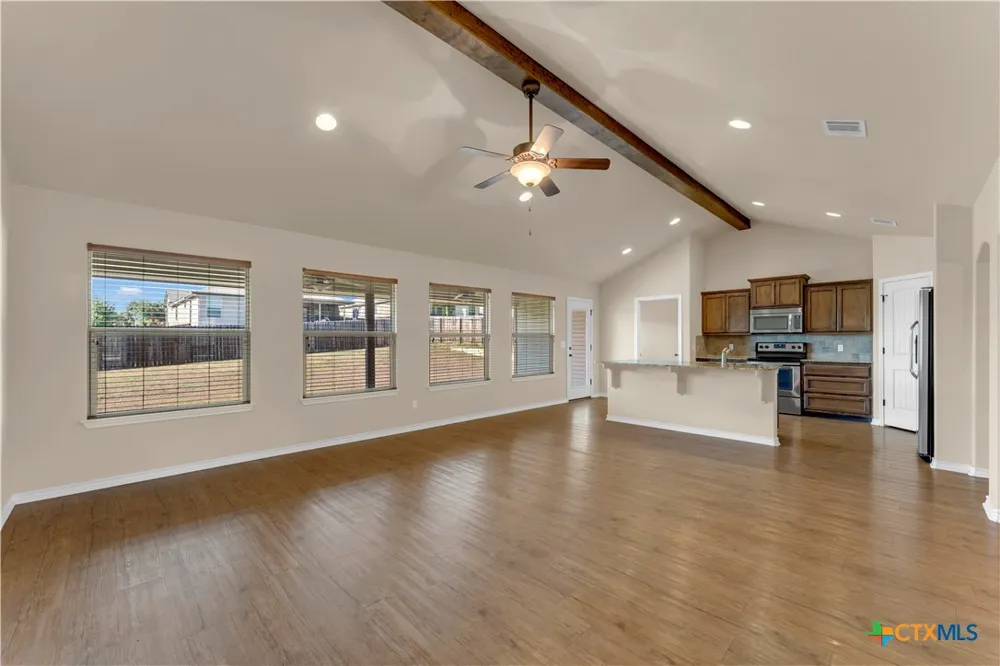 1400 Adam Avenue Burnet, TX 78611