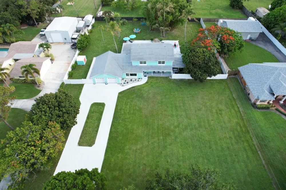 5078 Canal Drive Lake Worth, FL 33463
