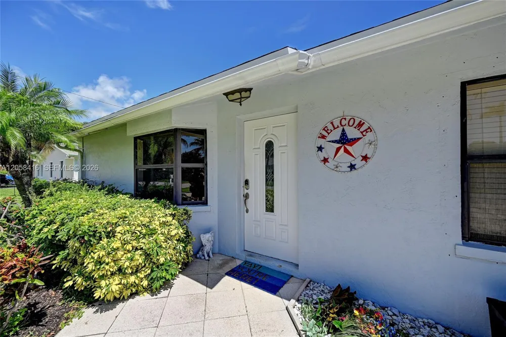 2523 Wabash Dr #0 North Palm Beach, FL 33410