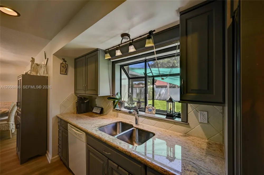 2523 Wabash Dr #0 North Palm Beach, FL 33410