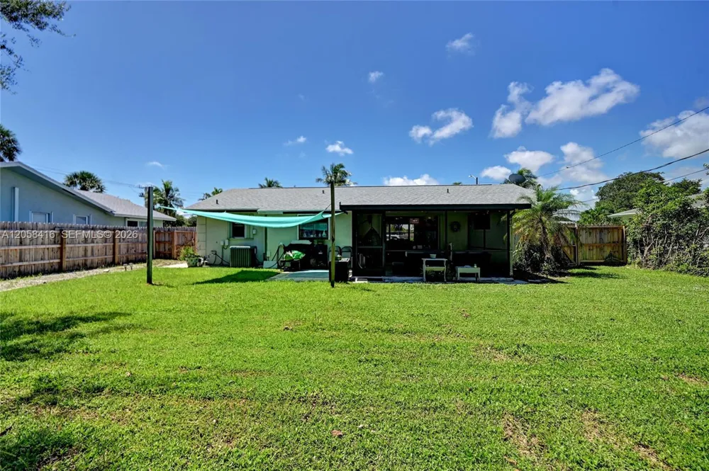 2523 Wabash Dr #0 North Palm Beach, FL 33410