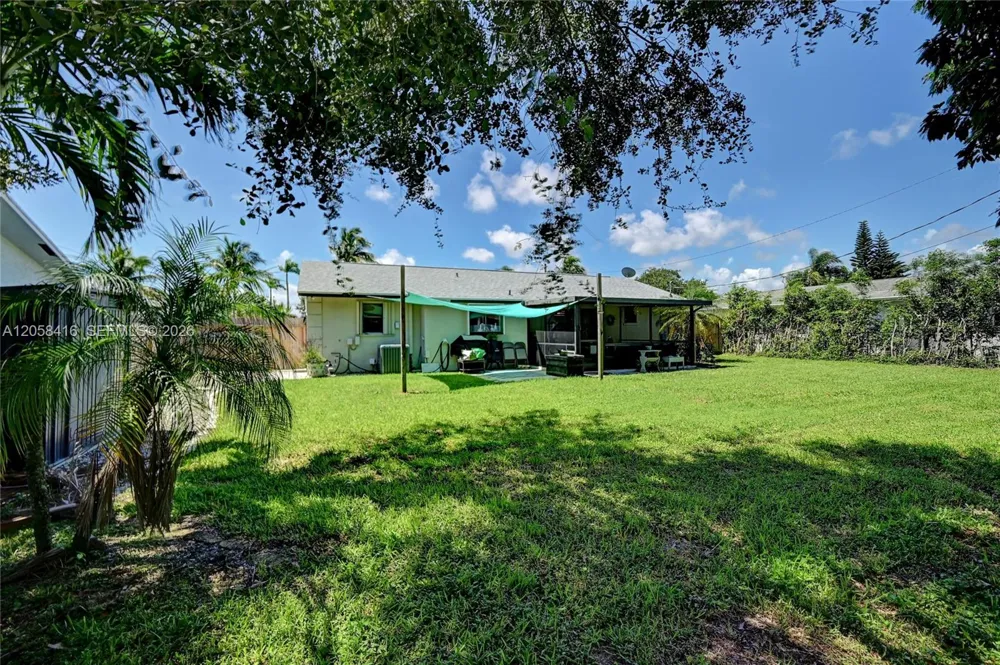 2523 Wabash Dr #0 North Palm Beach, FL 33410