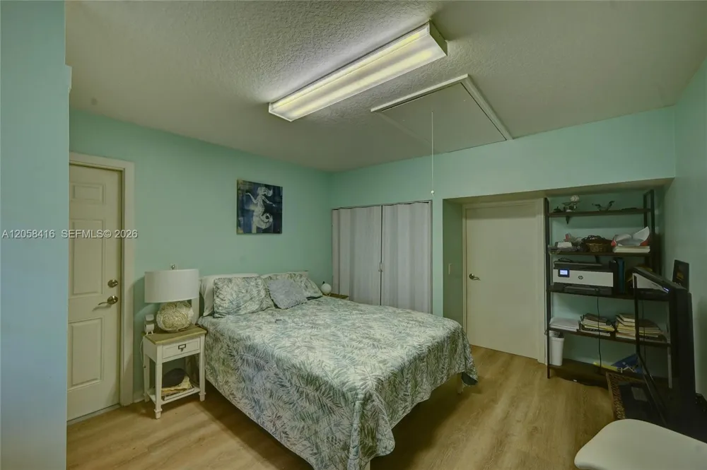 2523 Wabash Dr #0 North Palm Beach, FL 33410